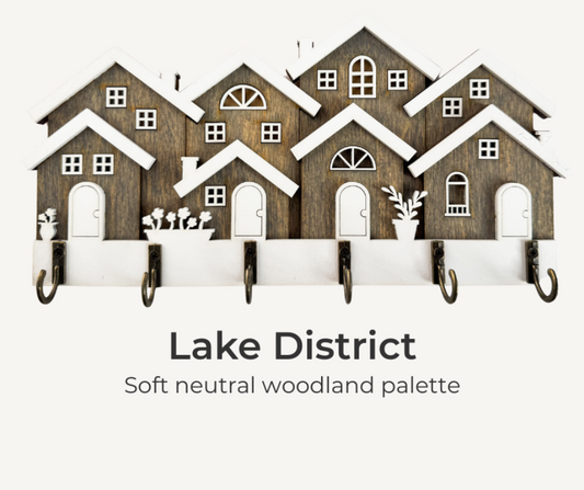 Lake District Rowhouse Key Holder – Wooden Wall Organizer with Hooks
